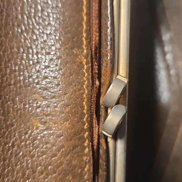 Gucci Vintage Kisslock Wallet Brown Leather - Picture 10 of 13